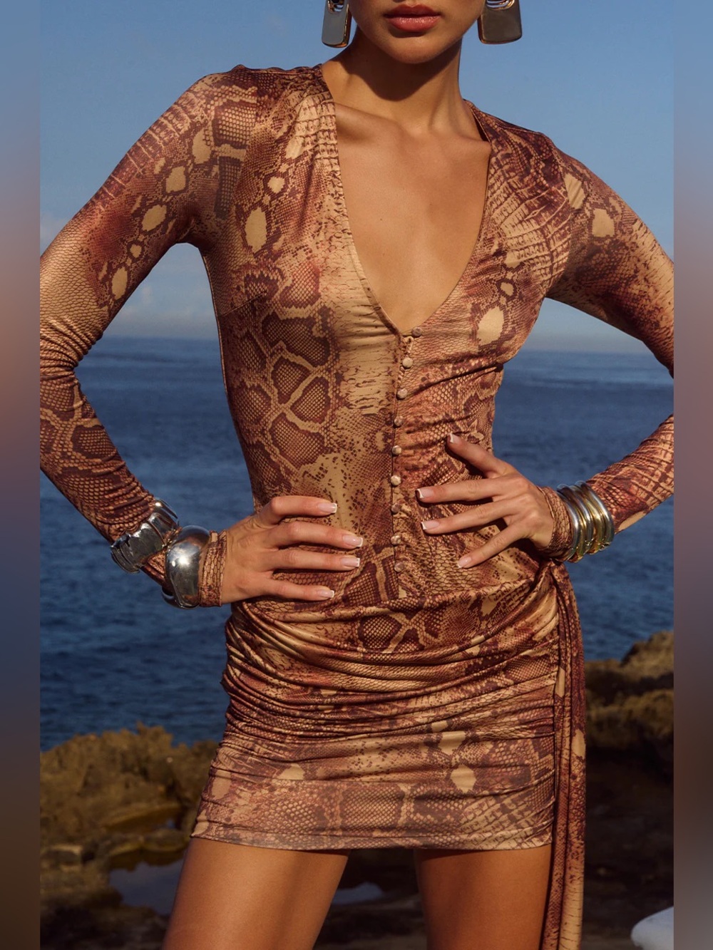 RUNAWAY THE LABEL
RUE SLEEVED MINI DRESS - TAN VIPER XS